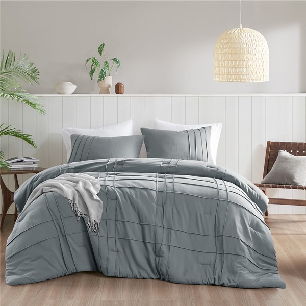 Comfort Spaces Walker Soft Washed Pleated Comforter Set in Blue/Grey, King AM10-0142